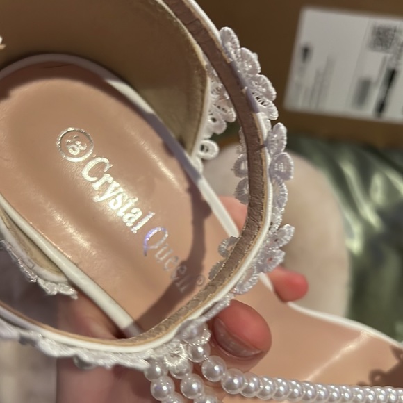 Floral pearl heels NWOT - Picture 8 of 8